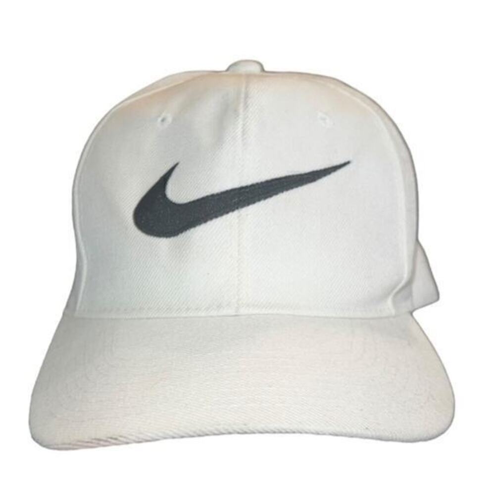 VINTAGE ▶️ Nike ◀️ H Kap Snap Back Ivory Wool Blend Hat.